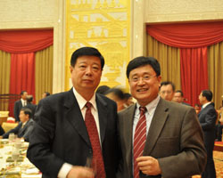 Provincial Party Secretary Jiang Yikang interview Professor Yu Baofa in the National Day reception